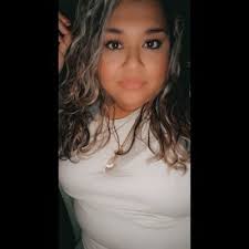 Jackie Arellano's Instagram, Twitter & Facebook