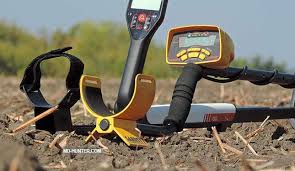 Detecting metals and bringing out the gems from the underground fascinates every enthusiast's heart. Garrett Ace 250 Or Minelab Go Find 40 Which Is Worse Md Hunter Blog