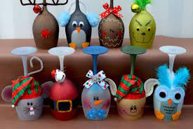 This year, i have been working hard to come up with as many easy diy christmas alternately, if you want to make a set of matching candle holders, that is easy to do as well if you have a set of matching ornaments and wine glasses. 11 Homemade Christmas Decorations That Will Fill Your Home With Cheer And Joy
