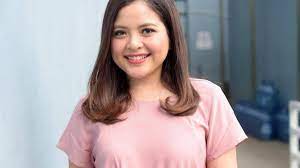 Makan mie ayam bareng tante pemersatu bangsa. 5 Artis Yang Terlahir Dari Keluarga Kaya
