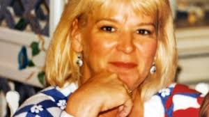 Dr. James E. Comber, ophthalmologist, dies