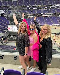 Ｇｗｙｎｅｔｈ Ｂａｕｅｒ(@gwynrbauer) • Instagram写真と動画