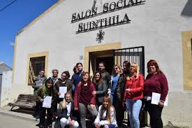 Se alquila magnifico piso de 80 piso en el casco histórico de toledo, distribuido en dos dormitorios, un baño, salón, cocina equipada con. La Asociacion Para El Desarrollo De Los Montes Toledanos Promueve Cursos Sobre Turismo Y Hosteleria Noticias Toledo Y Provincia Toledodiario