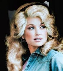 Cindy Bolin's Instagram, Twitter & Facebook