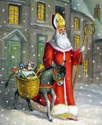 In noaptea dintre 5 spre 6 decembrie, copiii asteapta cu nerabdare cadourile delicioase lasate de mos nicolae in ghetute si cu siguranta iti aduci si tu aminte de fosnetul ambalajelor de ciocolata sau de mirosul dulce de portocale din dimineata in care te trezeai. Legenda Lui Mos Nicolae È™i TradiÅ£ia Cadourilor LÄƒsate In GhetuÅ£e