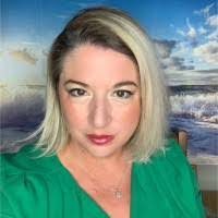 Cynthia Roos's Instagram, Twitter & Facebook