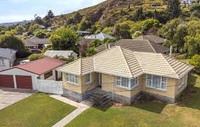 Sean Lines Harcourts