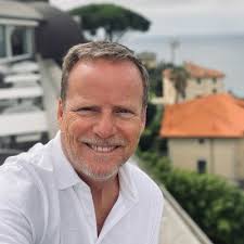 Warm welcome to Jennifer Salke as our new Head of Amazon Studios!