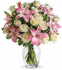 Always A Lady Blooms Today In 2020 Birthday Flowers Flower Arrangements Same Day Flower Delivery
