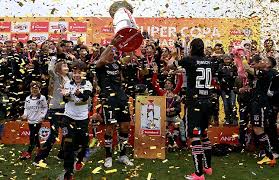 The maximum attendance ever was 85,262 on 26 december 1962, for a game between universidad católica and universidad de chile. Colo Colo Conquista A Supercopa Chilena Conmebol