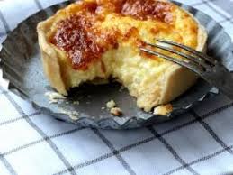 Ramequin Au Fromage Ou Tarte Salee Au Gruyere Suisse Pureed Food Recipes Food Savory Cheese