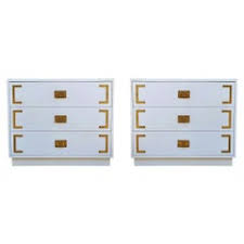 Hollywood regency style bedrooms are all about luxe, glamour, and classiz glitz. Hollywood Regency Bedroom Furniture 147 For Sale At 1stdibs