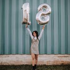 15 Best 18th Birthday Ideas For Girls In 2021 Birthday Photoshoot 21st Birthday Photoshoot Birthday Girl Pictures