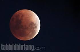 This page is about gambar gerhana bulan penumbra,contains gerhana bulan penumbra 17 sep 2016,gerhana bulan,national religi: Nanti Malam Gerhana Bulan Total Ini Cara Lihat Mars Tabloidbintang Com