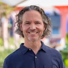 I found my taller, buffer, handsomer, fruit-cutting doppelganger at SaaStr 