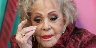 Silvia Pinal se encuentra mal de salud, afirma Norma Lazareno: 'está  estancada'