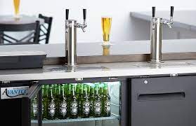 Commercial undercounter refrigerators are essential additions to your restaurant, pizzeria, sandwich shop, catering business, or other foodservice establishment. Commercial Beverage Coolers Beer Coolers Bar Refrigerators