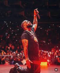 More good life Ori Ade baba Imade @davido God bless your new age ogamiii.  May this year bring you endless joy and success in all your endeavors. Your  music continues to inspire