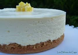 Questa cheesecake è una variante della classica cheesecake, in quanto la base viene realizzata con fette biscottate al posto dei classici biscotti. Cheesecake Au Citron Sans Cuisson Les Delices De Capu