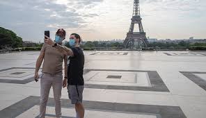 République française), is a country primarily located in western europe, consisting of metropolitan france and several overseas regions and territories. Franciya Vydelit Na Podderzhku Turizma I Kultury 18 Mlrd Evro Vedomosti