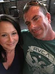 Ginger Keen's Instagram, Twitter & Facebook