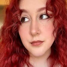 Nicole Waguespack's Instagram, Twitter & Facebook