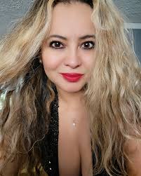 🌹🌹 Let no one ever come to you without leaving better and happier. Be the  living expression of God's kindness: kindness in your face, kindness in  your eyes, kindness in your smile.