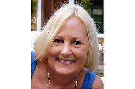 Josie Pratt's Instagram, Twitter & Facebook