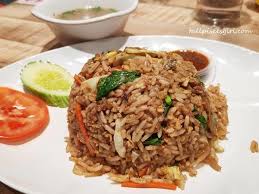 /ˌnɑːsi ɡɒˈrɛŋ/) refers to fried rice in both the indonesian and malay languages. Resepi Nasi Goreng Corned Beef Pedas Resepikek Camored Com