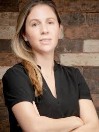 Deborah Dana Beyda Joven Fundadora y CEO de CanastaRosa.com