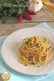 Pasta Con Colatura Di Alici Di Cetara Il Modo Migliore Per Gustare Questo Straordinario Prodotto Della Costiera Amalfitana Ricette Cibo Etnico Idee Alimentari