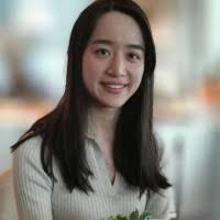 Janice Ye's Instagram, Twitter & Facebook