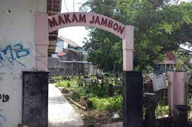 8:38 rofinus emi lejap recommended for you. Klarifikasi Lengkap Pemotongan Nisan Salib Di Makam Kotagede Yogyakarta Halaman All Kompas Com