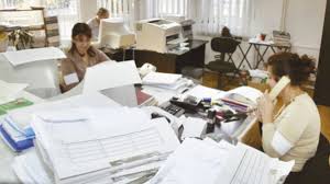 6% începând cu 1 aprilie şi 6% începând cu 1 octombrie, în timp ce personalul. Crestere Salarii Bugetari Economica Net