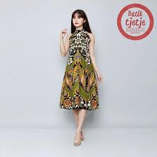 Ingin tampil beda dalam acara pernikahan anda, berikut desain baju pengantin dengan warna dominan. Mewarnai Gambar Desain Sketsa Baju Dress Pendek Terbaru Kataucap