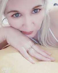 lili Rojas (@liliana83079398)