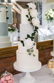 Four Tier Elegant Wedding Cake With White Roses Green Wedding Cake Tiered Wedding Cake Wedding Cakes Blue