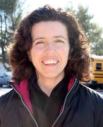 Lisa Whittier's Instagram, Twitter & Facebook