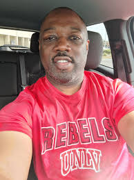 Gerald Paddio, Jarvis Basnight, Armon Gilliam, Freddie Banks, Larry  Johnson, Stacy Augmon, Greg Anthony, Anderson Hunt, George Ackles, Moses  Scurry, Evric Gray, JR Rider, Mark Wade, Shawn Marion and Coach Tark... UNLV