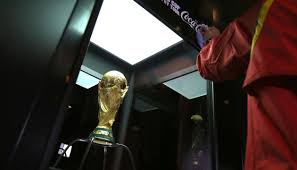 In the summer of 1982 a summer cup (coupe d'eté) was played; De La Coupe Du Monde A La Ligue Des Champions Une Repartition Inegalitaire Des Revenus Le Plus