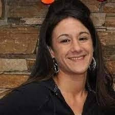 Amber Moler's Instagram, Twitter & Facebook