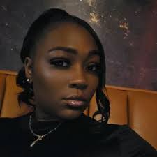 Ebony Jasmine (@ebonyjasmine)