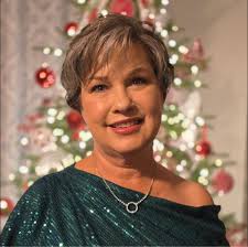 high tide and big waves at Pittenweem yesterday.....