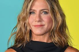 Jennifer joanna aniston is an american actress, producer, and businesswoman. Lichnaya Zhizn Dzhennifer Eniston