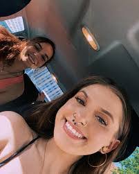 Hannah Herron's Instagram, Twitter & Facebook