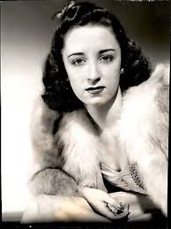 LD308 Original Photo BARBARA FULLER ELEGANT 1950s ACTRESS GLAMOUR SHOT FUR  WRAP