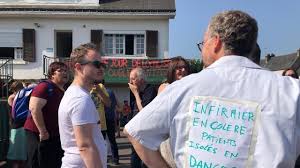 Ploermel Mobilisation Contre Le Projet De Fermeture Du Centre Medico Psychologique Pontivy Maville Com