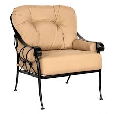 Celebrate the taste of the grapefruit cake created at the original hollywood brown derby in the 1940s! Derby Lounge Chair Woodard Furniture