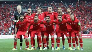 Match de foot pour nouveau terrain. Euro 2020 Des Politiques Appellent A Annuler Le Match France Turquie