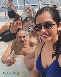 You're the 🧀 cheese to my toast, the 🧈 butter to my bun, the 🍕 pepperoni  to my pizza, and the wasabi to my sushi 🍣 ! Life would be so spiceless